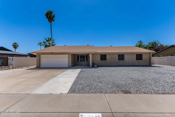 $450,000 | 2135 West Kerry Lane, Phoenix, AZ 85027
