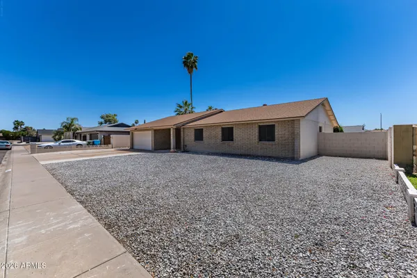$450,000 | 2135 West Kerry Lane, Phoenix, AZ 85027