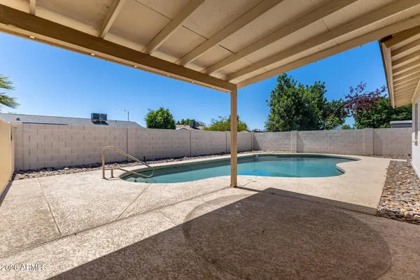 $450,000 | 2135 West Kerry Lane, Phoenix, AZ 85027