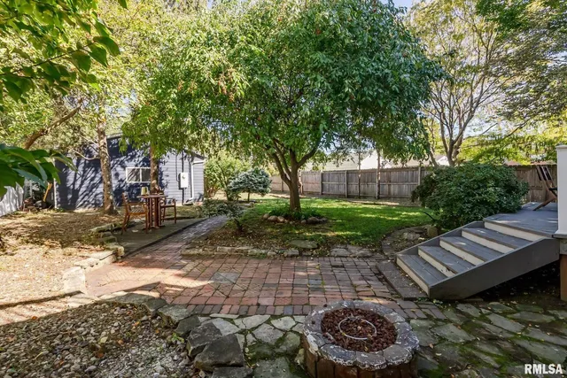 $499,999 | 704 River Drive, Bettendorf, IA 52722