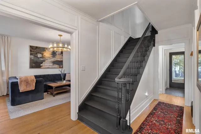 $499,999 | 704 River Drive, Bettendorf, IA 52722