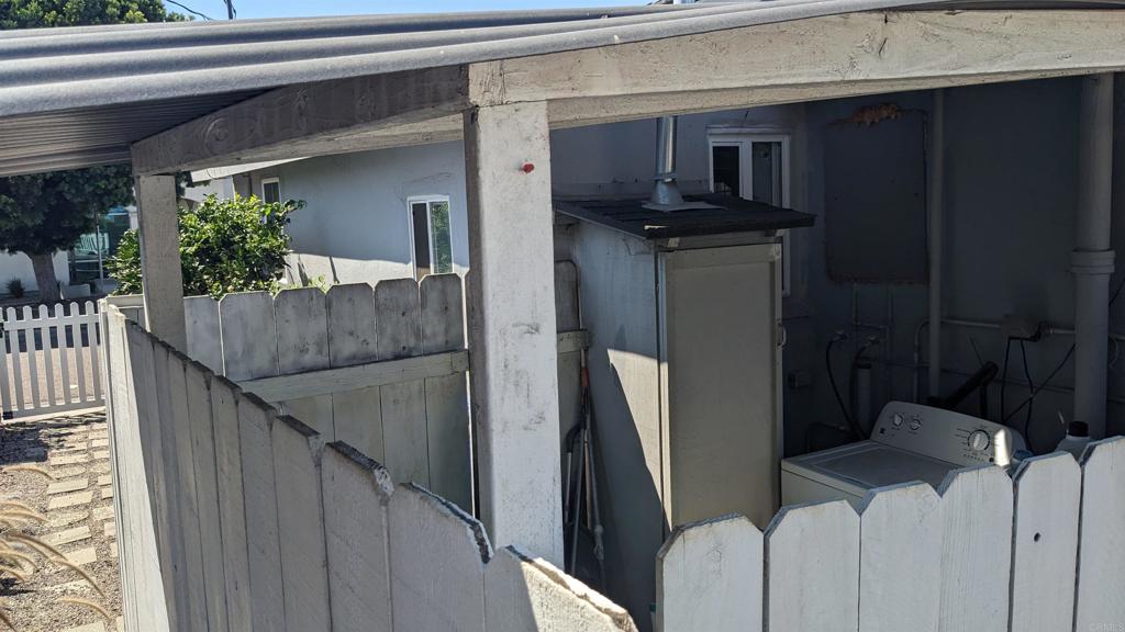 3258 Tyler Street Carlsbad, CA 92008 - Photo 25 of 27 a view of entryway and kitchen