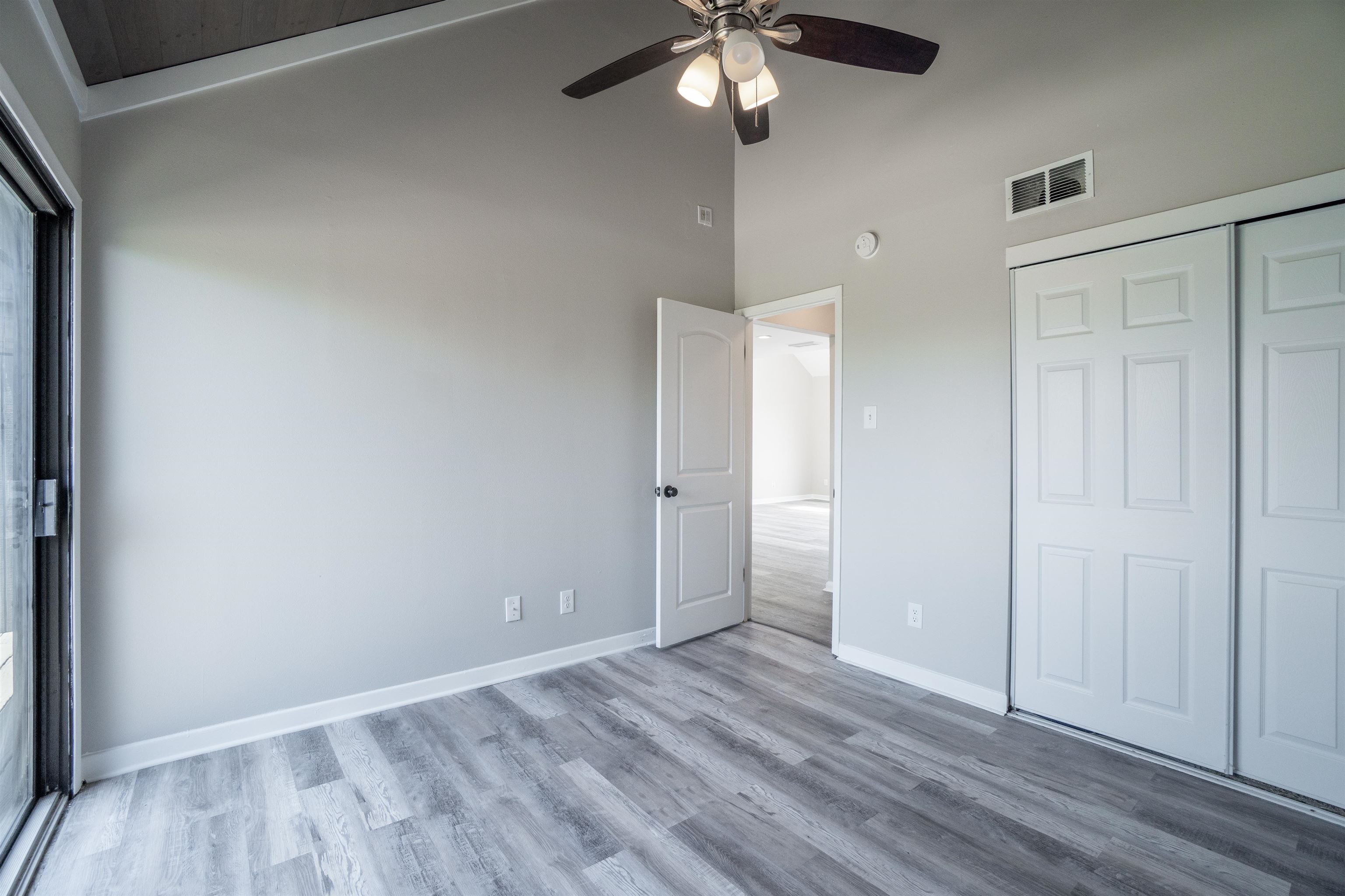 152 Windmill Ridge Road, Unit B Gulf Shores, AL 36542 - Photo 20 of 40 Bedroom