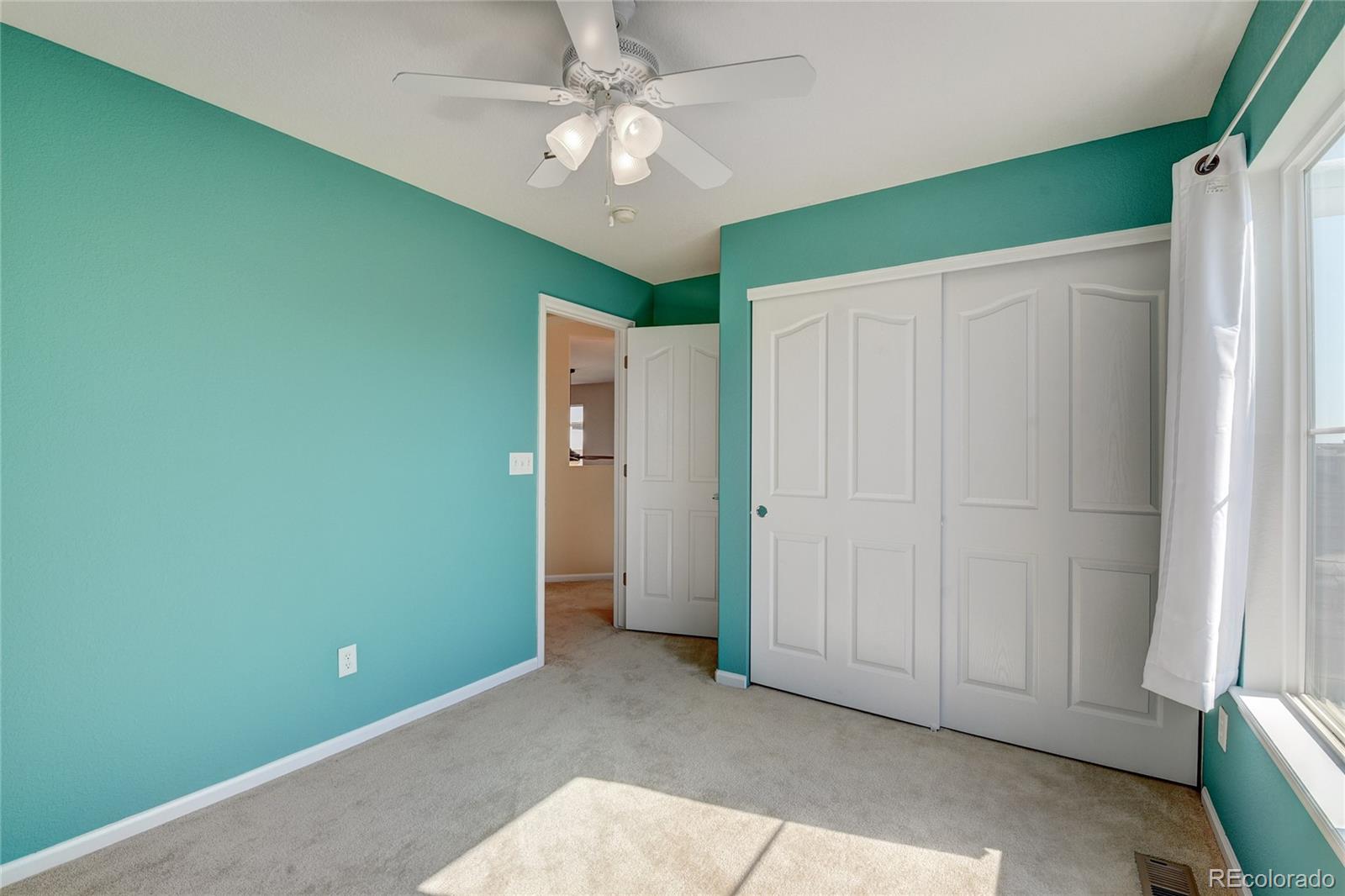 10851 Towerbridge Road Highlands Ranch, CO 80130 - Photo 20 of 40