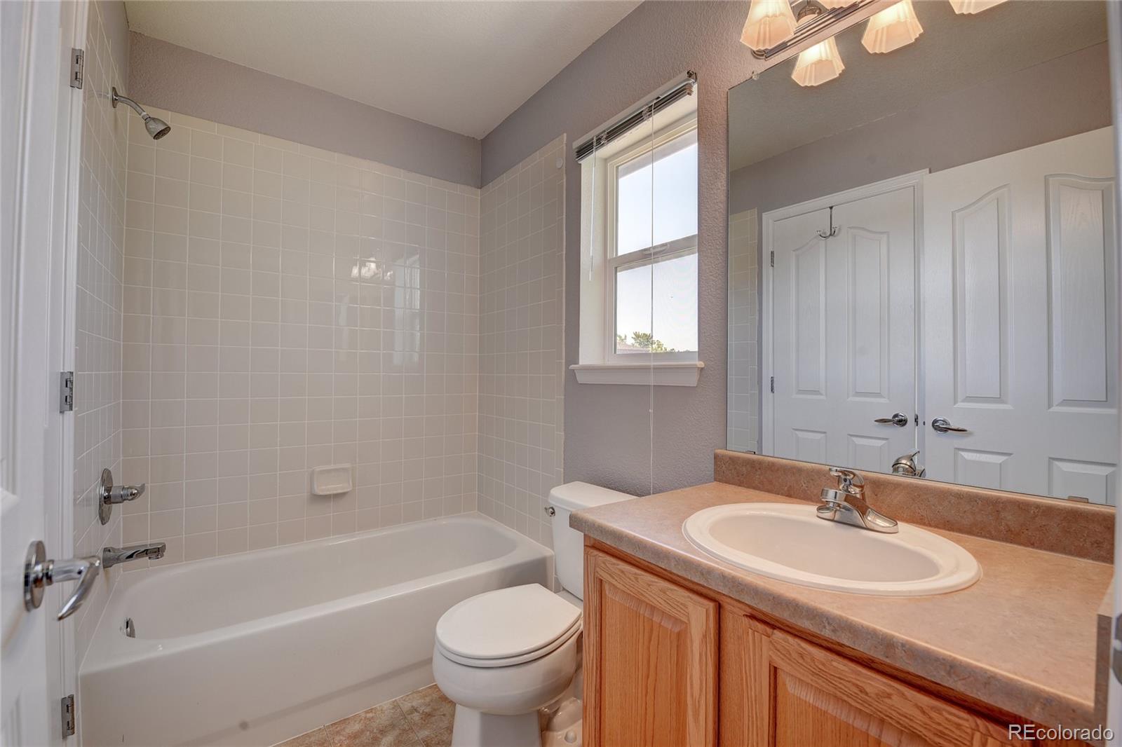 10851 Towerbridge Road Highlands Ranch, CO 80130 - Photo 21 of 40