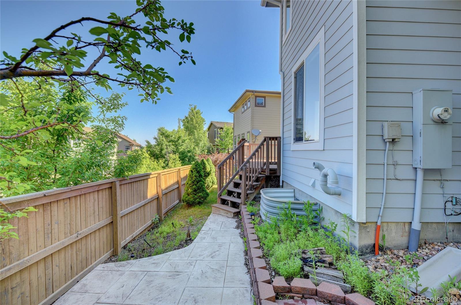 10851 Towerbridge Road Highlands Ranch, CO 80130 - Photo 35 of 40