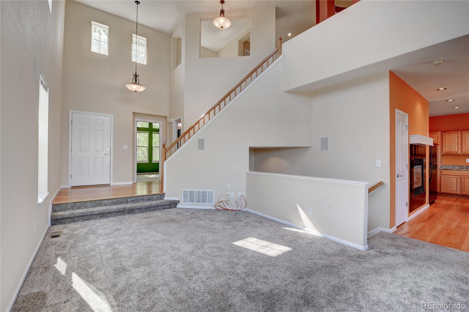 10851 Towerbridge Road Highlands Ranch, CO 80130 - Photo 5 of 40