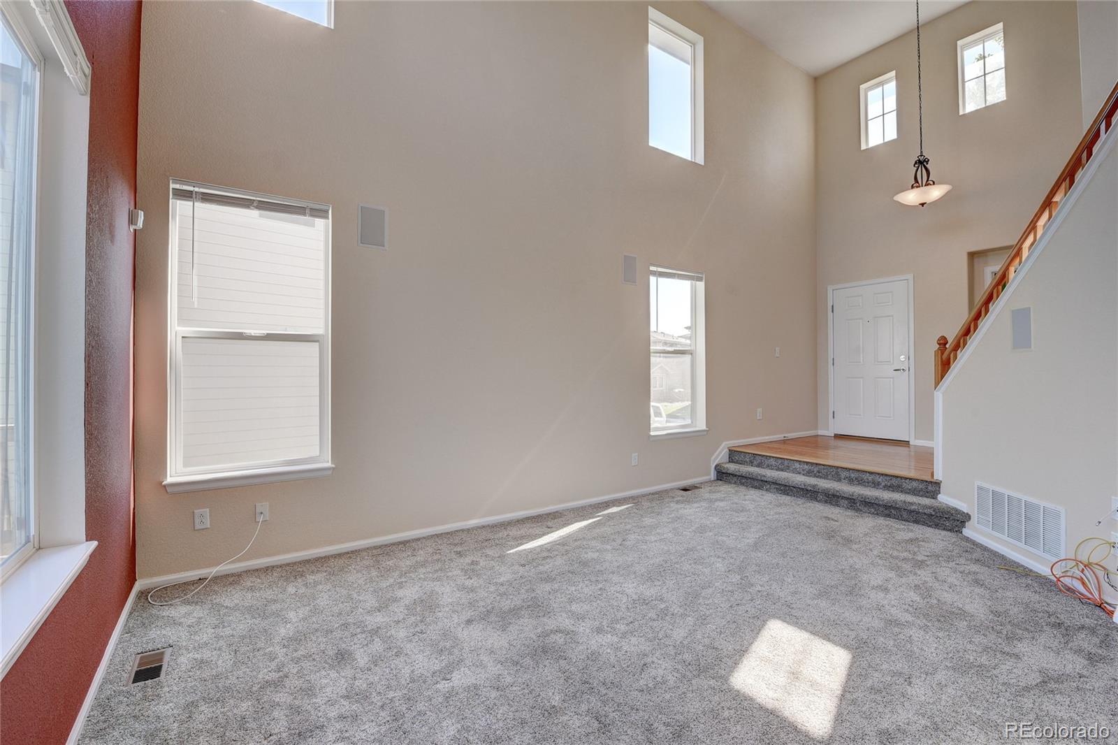 10851 Towerbridge Road Highlands Ranch, CO 80130 - Photo 6 of 40
