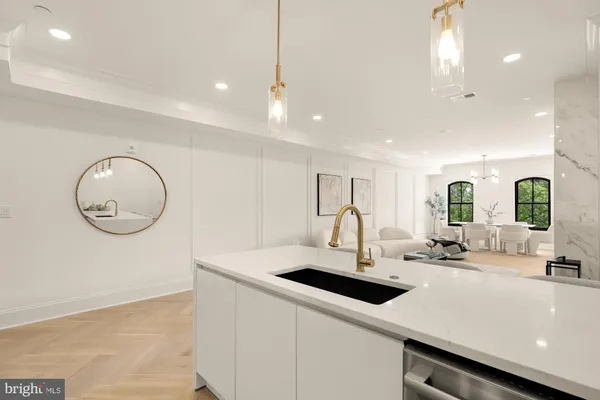 $9,000 | 733 Euclid Street Northwest, Unit 302, Washington, DC 20001