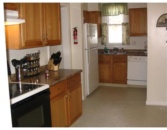 185 Union Street West Springfield, MA 01089 - Photo 4 of 12 Gallery Image 4
