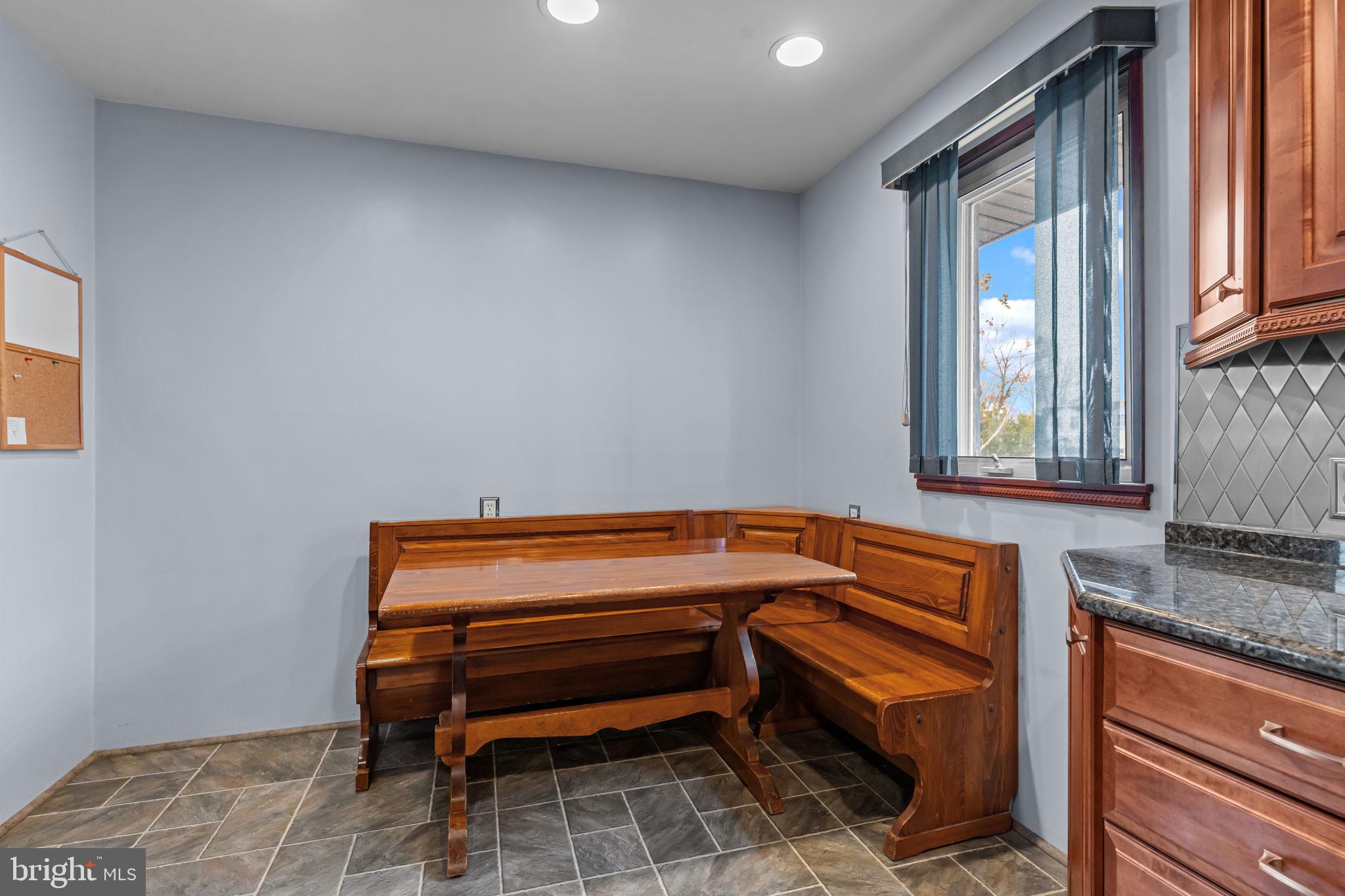 9029 Eastview Road Philadelphia, PA 19152 - Photo 12 of 31 Gallery Image 12