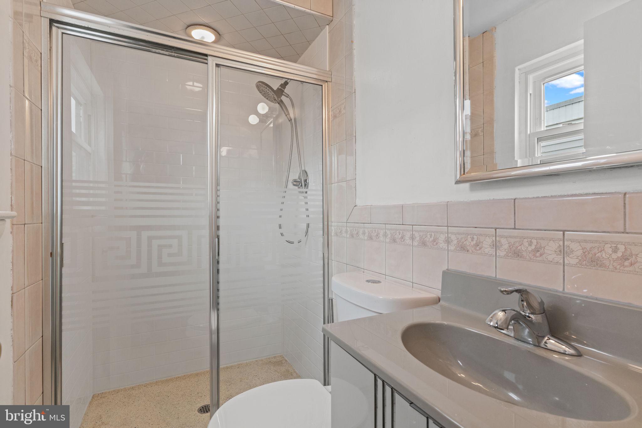 9029 Eastview Road Philadelphia, PA 19152 - Photo 16 of 31 Gallery Image 16