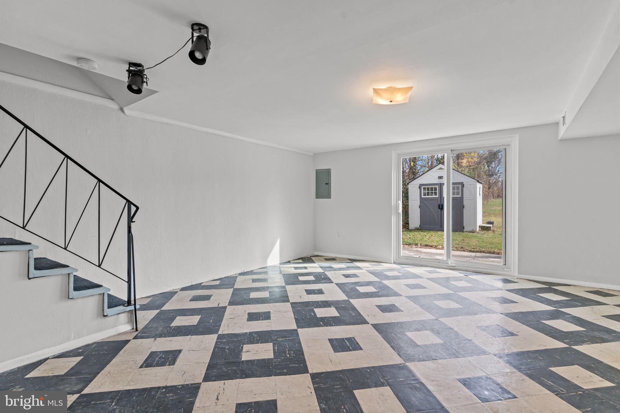 9029 Eastview Road Philadelphia, PA 19152 - Photo 22 of 31 Gallery Image 22