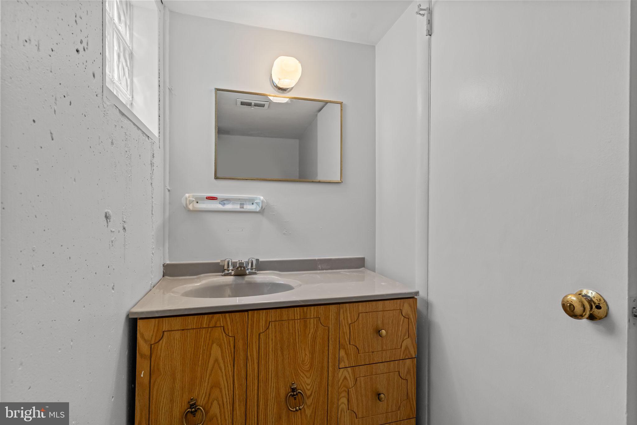 9029 Eastview Road Philadelphia, PA 19152 - Photo 30 of 31 Gallery Image 30
