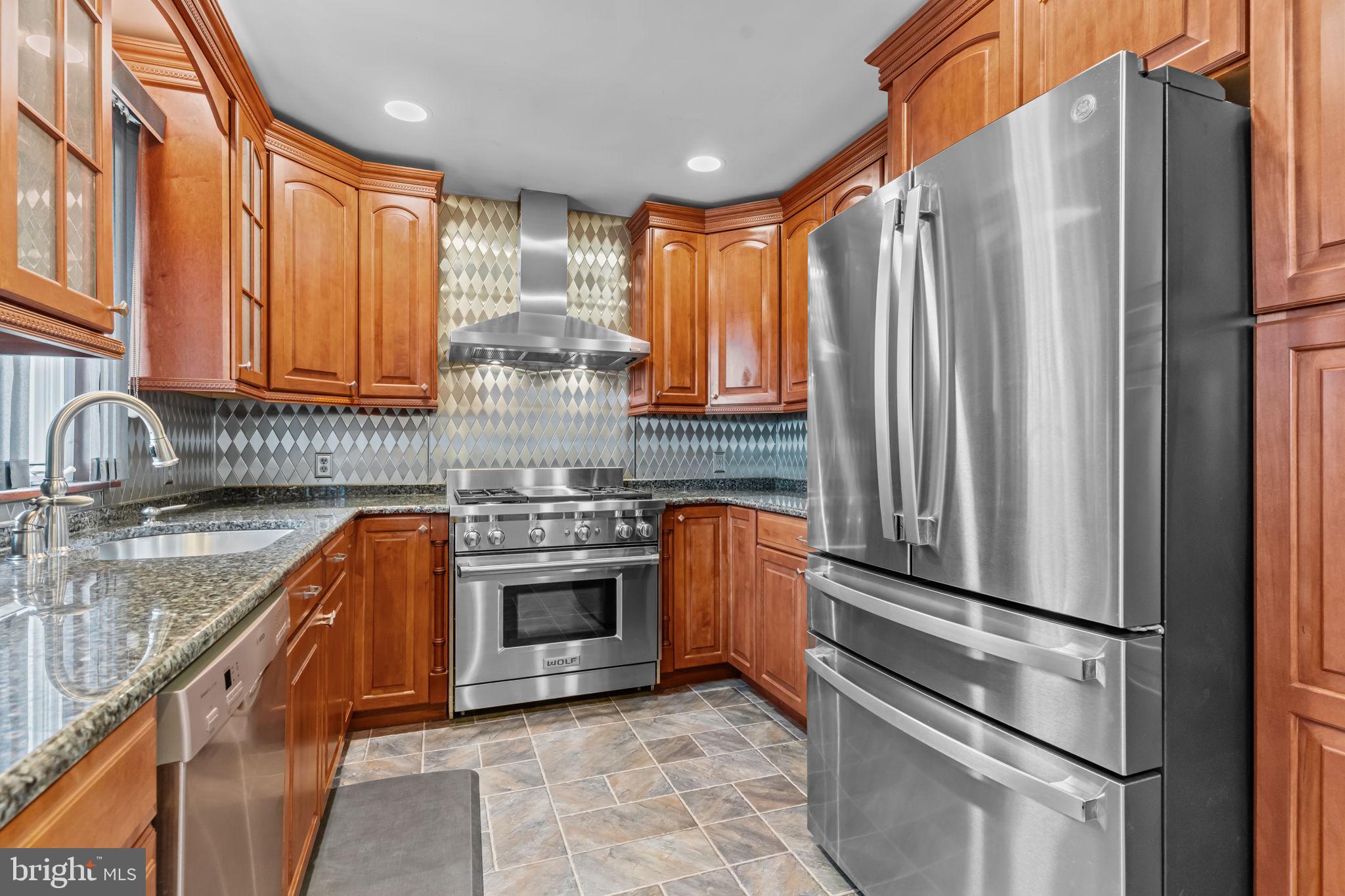 9029 Eastview Road Philadelphia, PA 19152 - Photo 9 of 31 Gallery Image 9