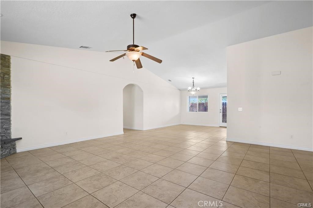 13227 Smith Road Phelan, CA 92371 - Photo 4 of 42 Gallery Image 4