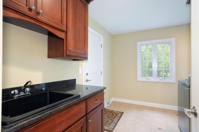 509 Aberdeen Road Frankfort, IL 60423 - Photo 10 of 16