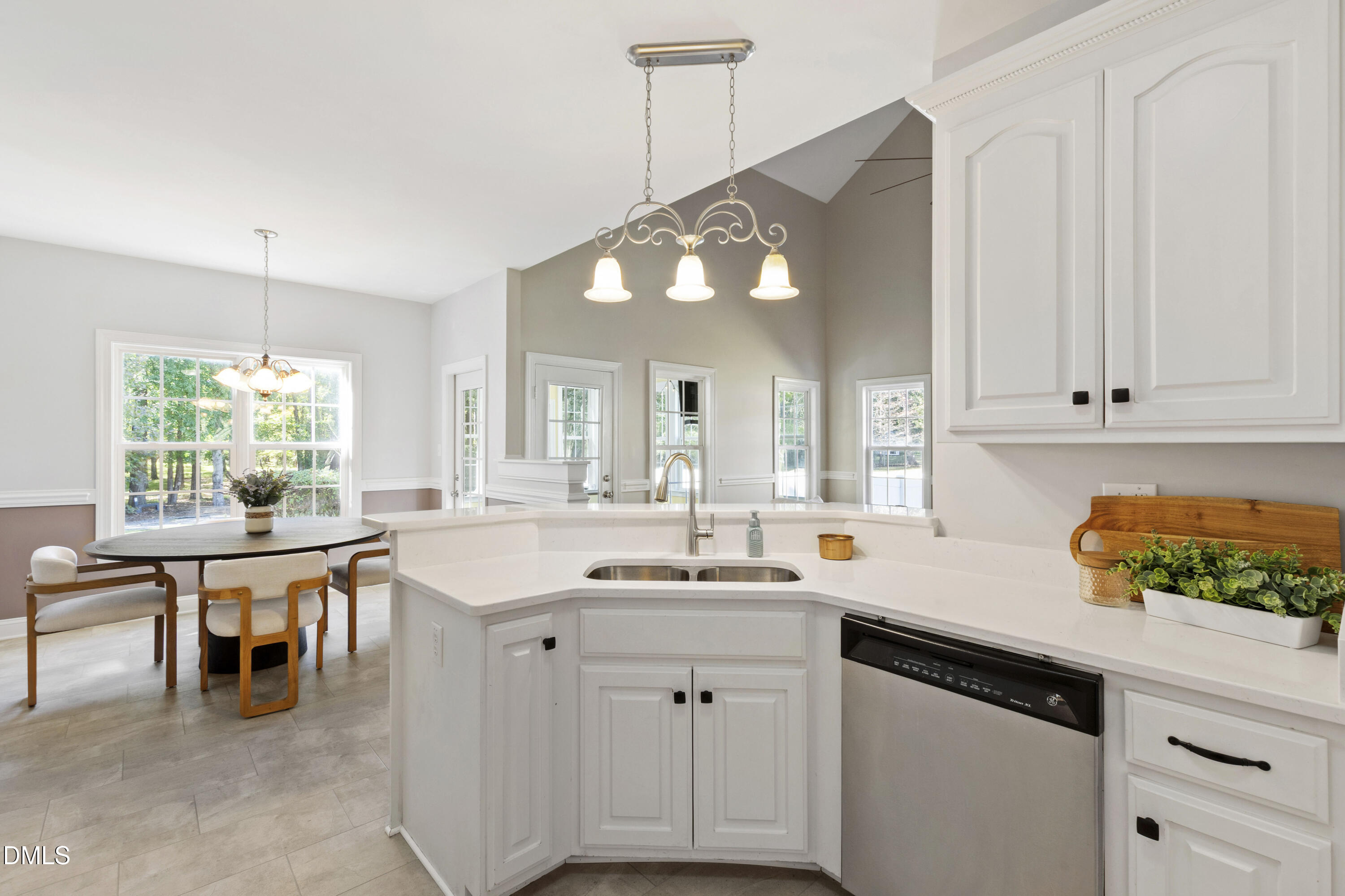 212 Fox Pen Drive Raleigh, NC 27603 - Photo 17 of 56 Fox (31)