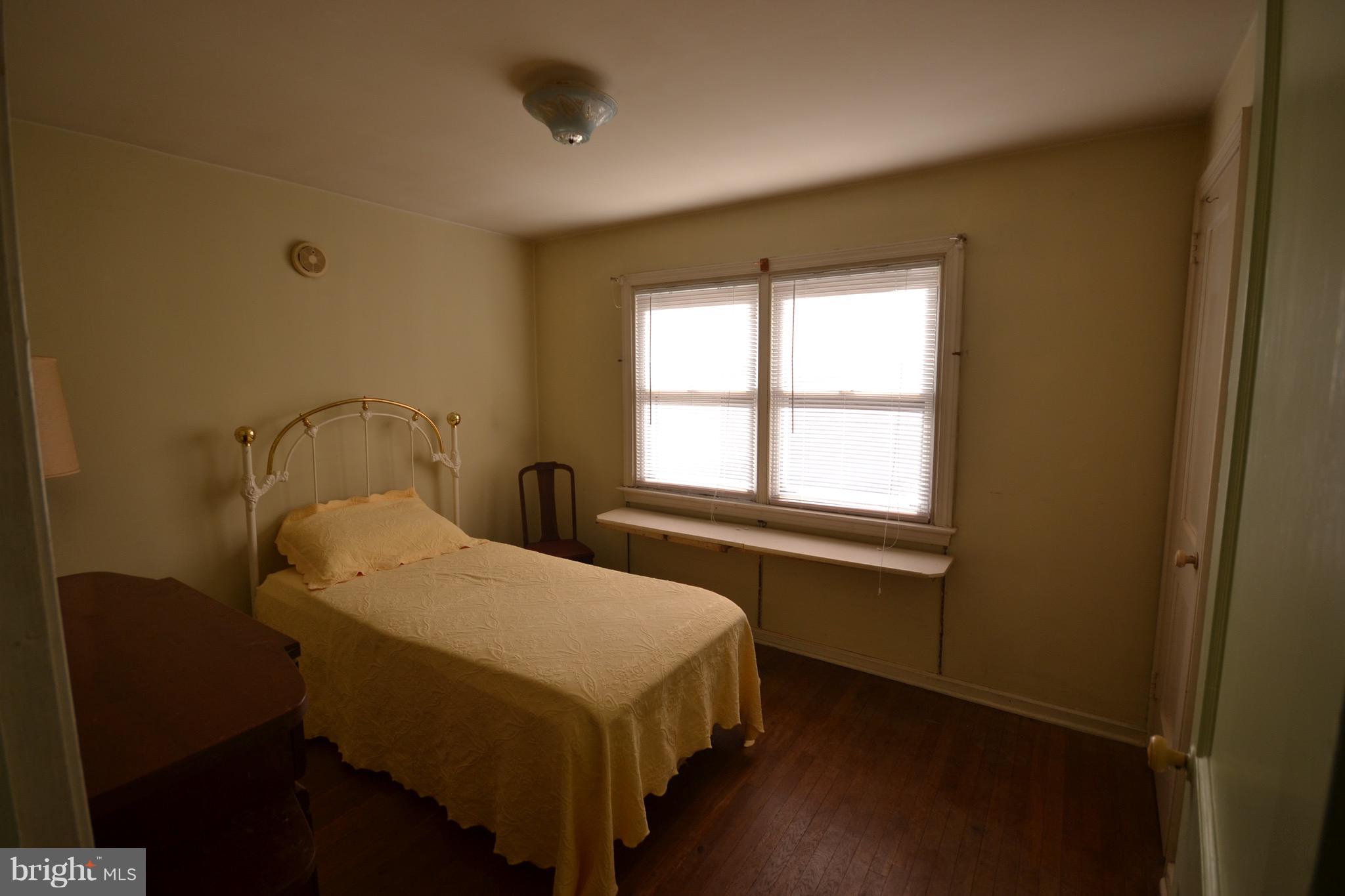418 Newton Road Hatboro, PA 19040 - Photo 12 of 29 Bedroom Two