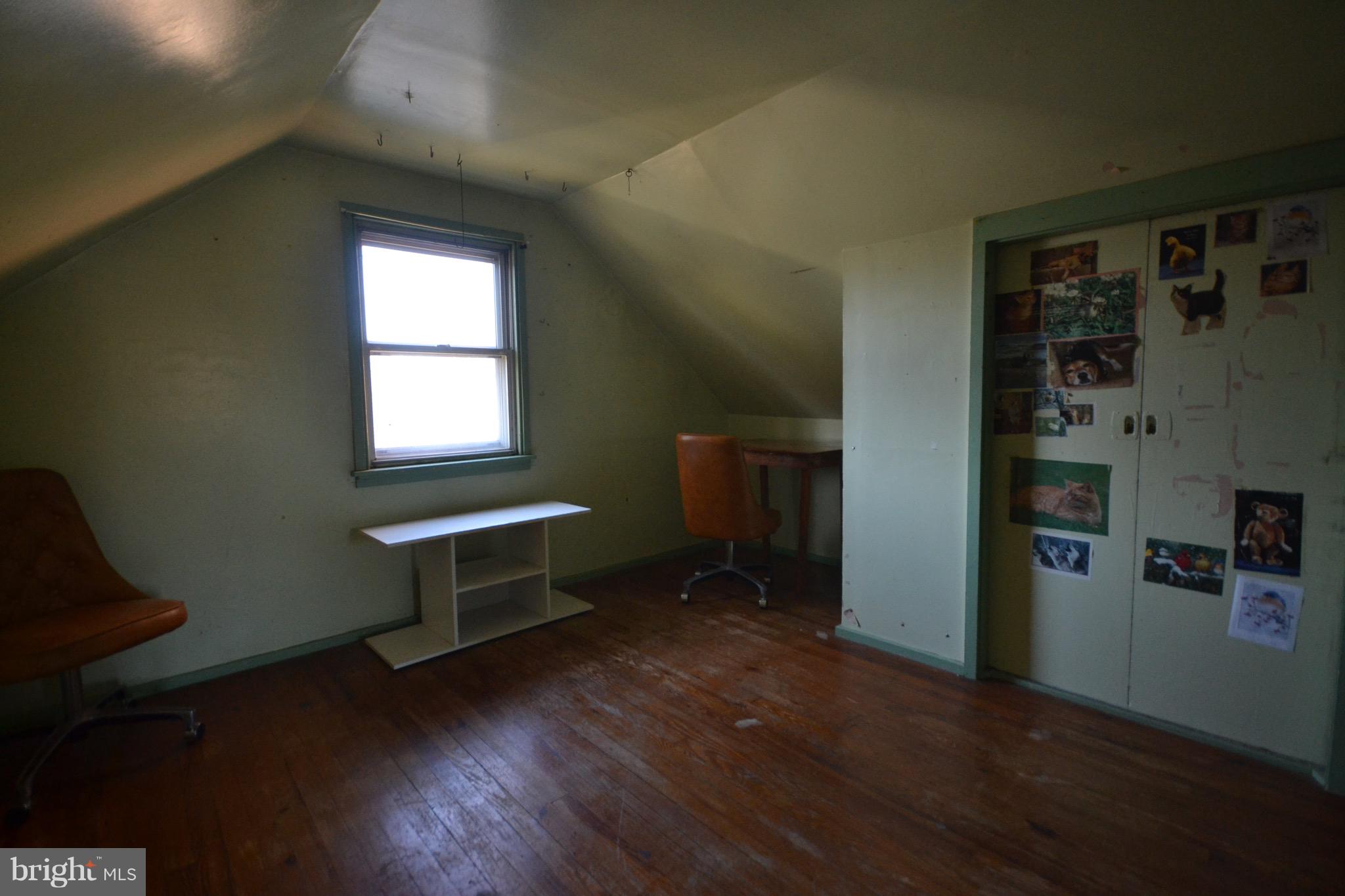 418 Newton Road Hatboro, PA 19040 - Photo 17 of 29 Bedroom Three
