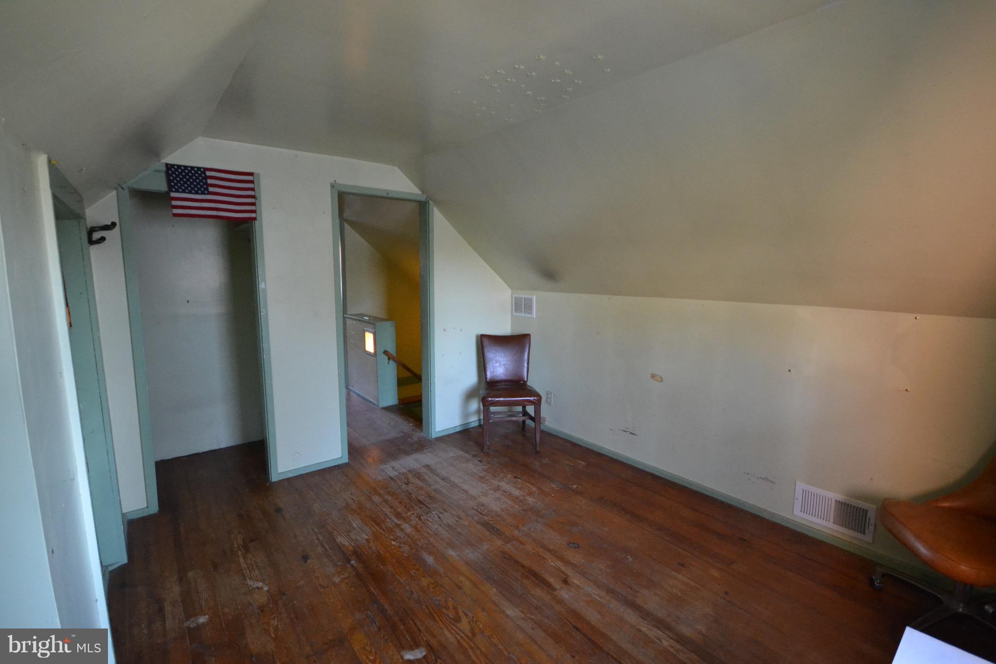 418 Newton Road Hatboro, PA 19040 - Photo 19 of 29 Bedroom Four