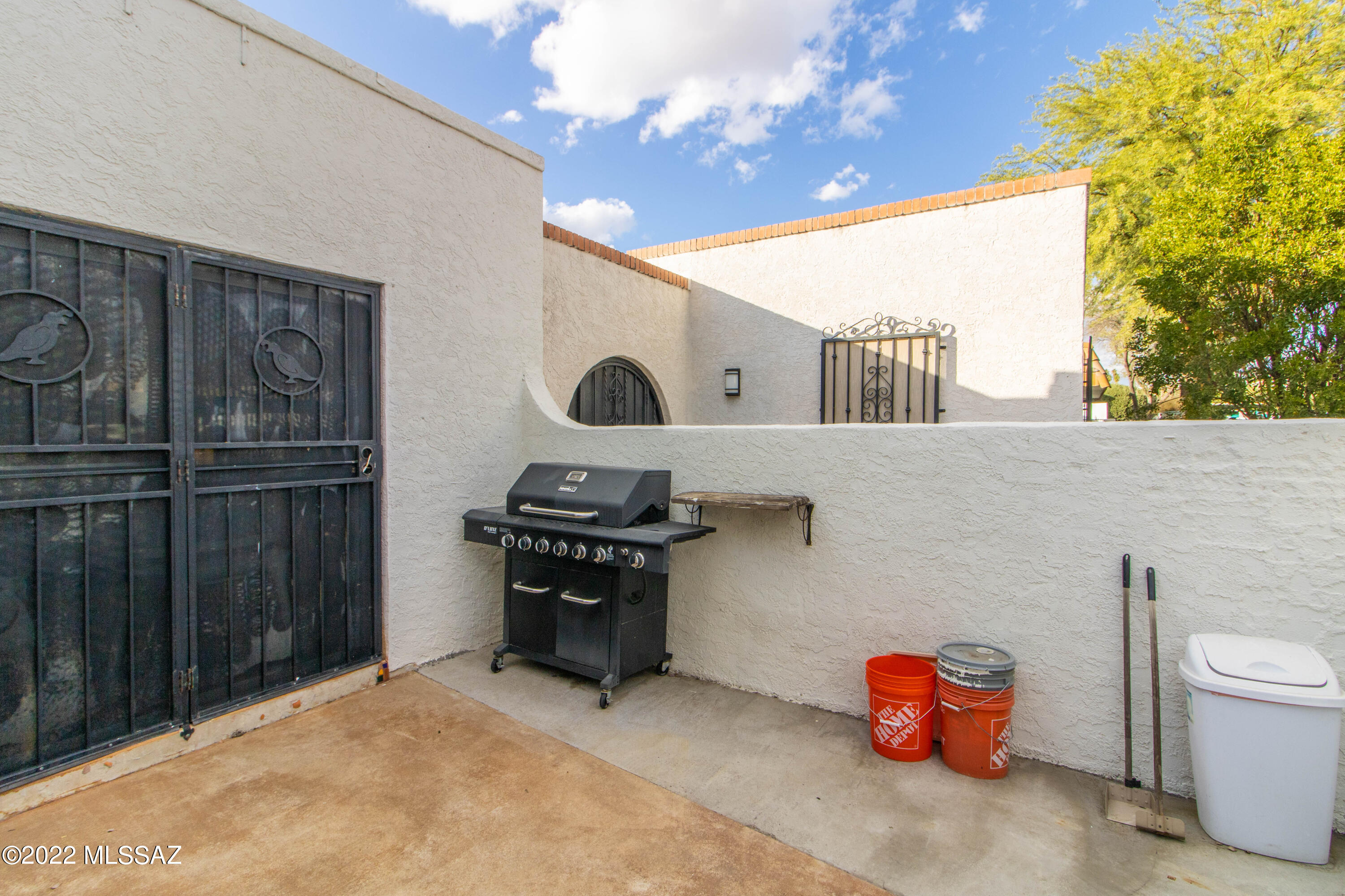 600 East River Road, Unit N Tucson, AZ 85704 - Photo 16 of 21