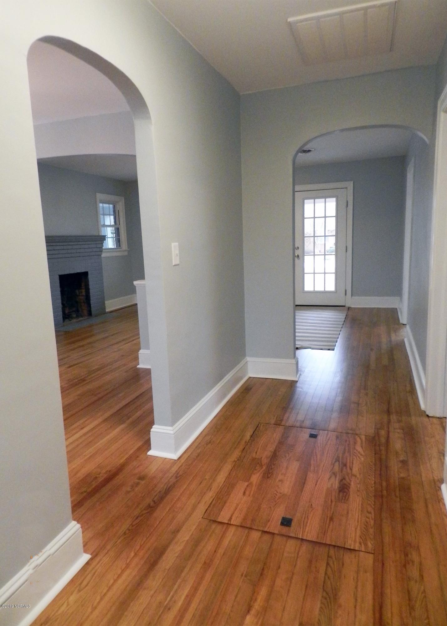 1706 Tryon Road New Bern, NC 28560 - Photo 8 of 34 8