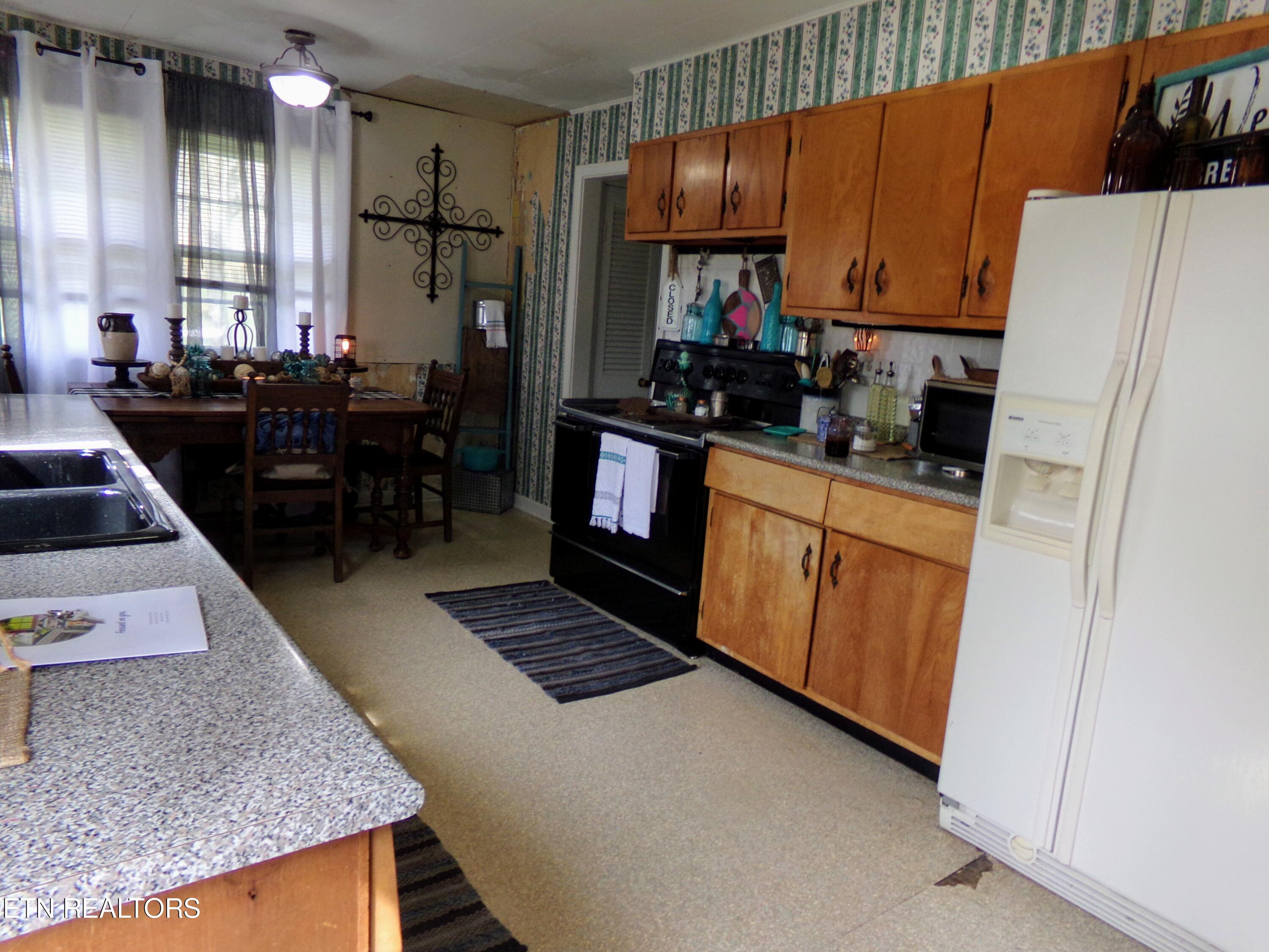 4625 Decatur Highway Ten Mile, TN 37880 - Photo 4 of 22 101_0674~2