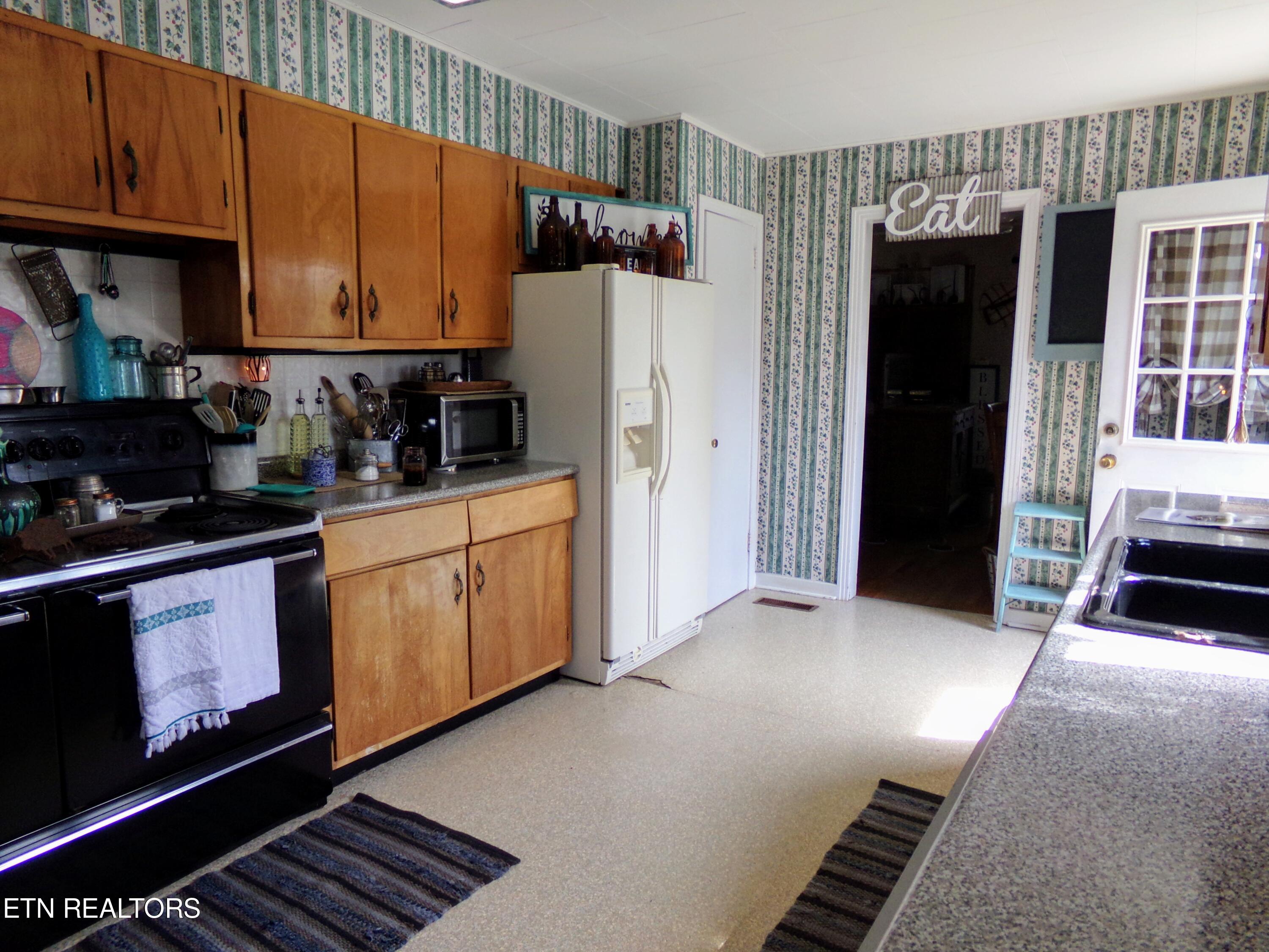 4625 Decatur Highway Ten Mile, TN 37880 - Photo 5 of 22 101_0675~2