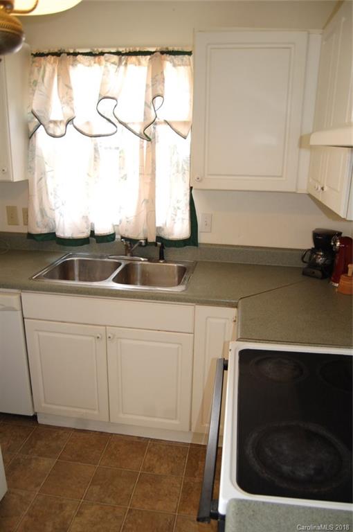 4912 Springview Road Charlotte, NC 28213 - Photo 11 of 28 Gallery Image 11