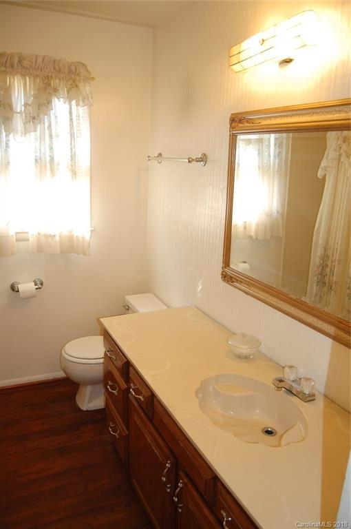 4912 Springview Road Charlotte, NC 28213 - Photo 15 of 28 Gallery Image 15