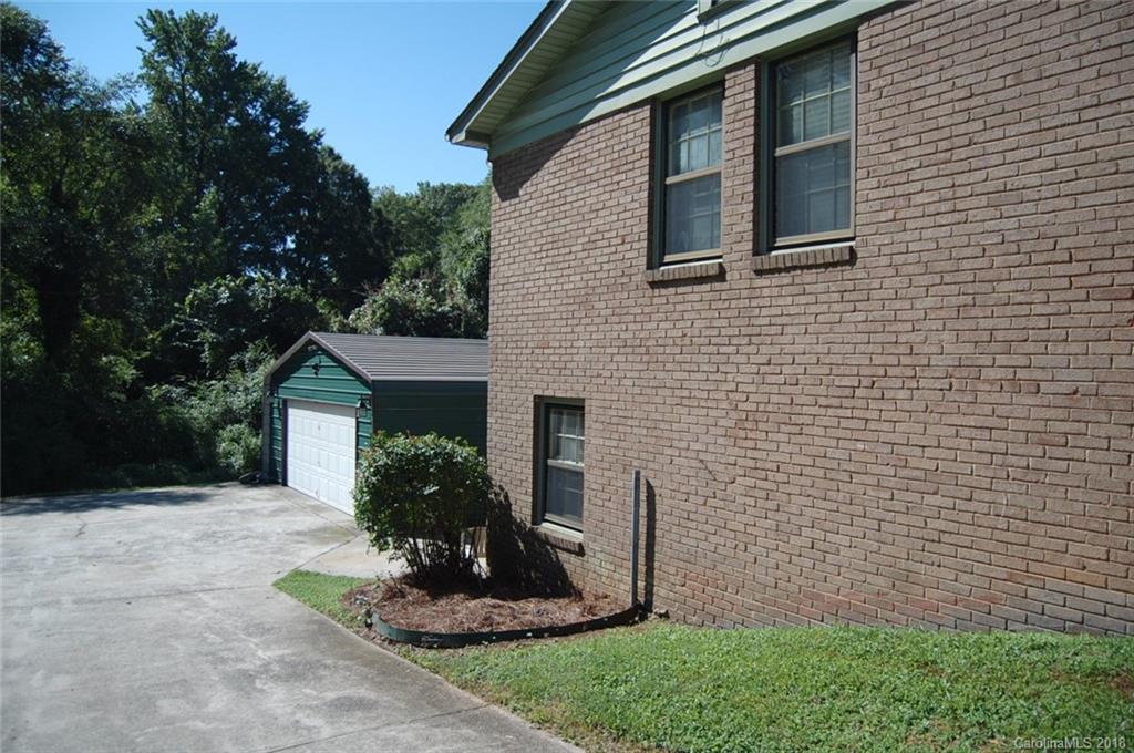 4912 Springview Road Charlotte, NC 28213 - Photo 24 of 28 Gallery Image 24