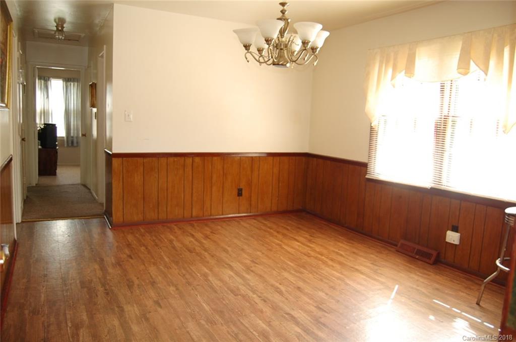 4912 Springview Road Charlotte, NC 28213 - Photo 6 of 28 Gallery Image 6