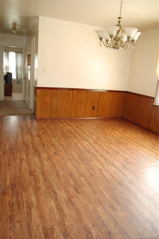 4912 Springview Road Charlotte, NC 28213 - Photo 7 of 28 Gallery Image 7