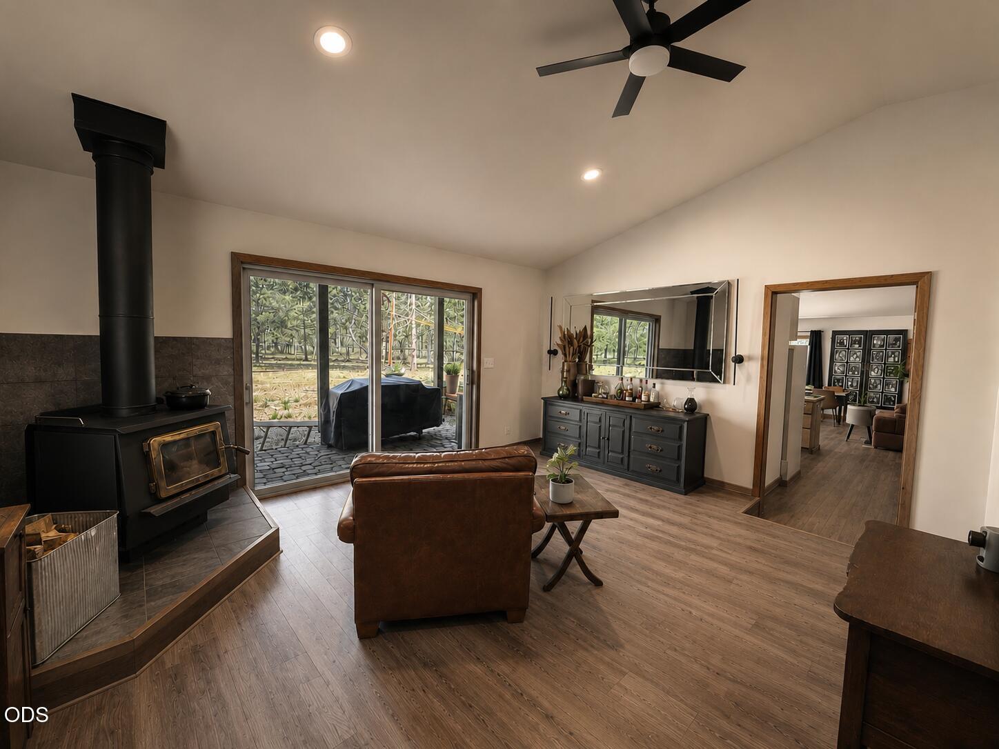 54474 Huntington Road Bend, OR 97707 - Photo 7 of 18