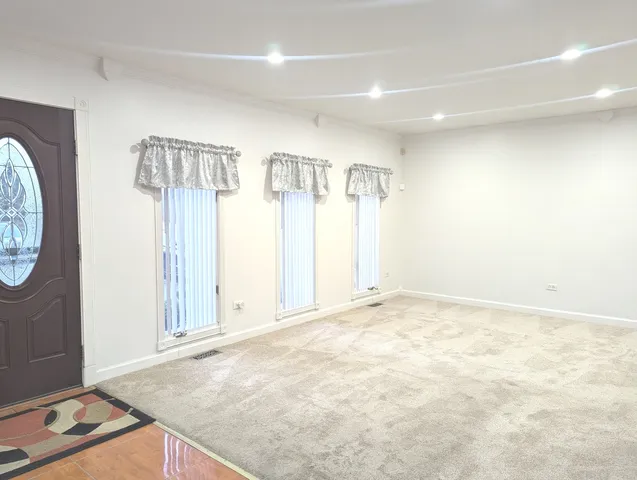 $2,700 | 1200 Jacqueline Drive, Crete, IL 60417