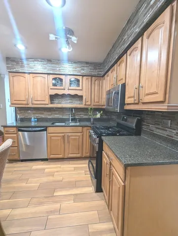 $2,700 | 1200 Jacqueline Drive, Crete, IL 60417