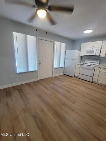 $925 | 511 32nd Street, Unit 5, Gulfport, MS 39507
