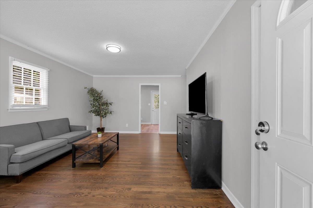 201 Michael Street Spartanburg, SC 29301 - Photo 5 of 48