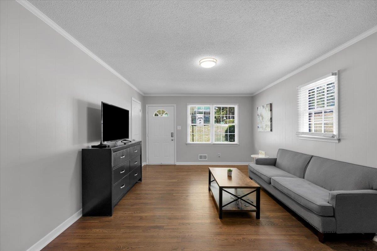 201 Michael Street Spartanburg, SC 29301 - Photo 6 of 48