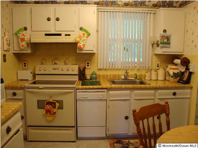 14 Churchill Road Whiting, NJ 08759 - Photo 9 of 14 Additional Photo