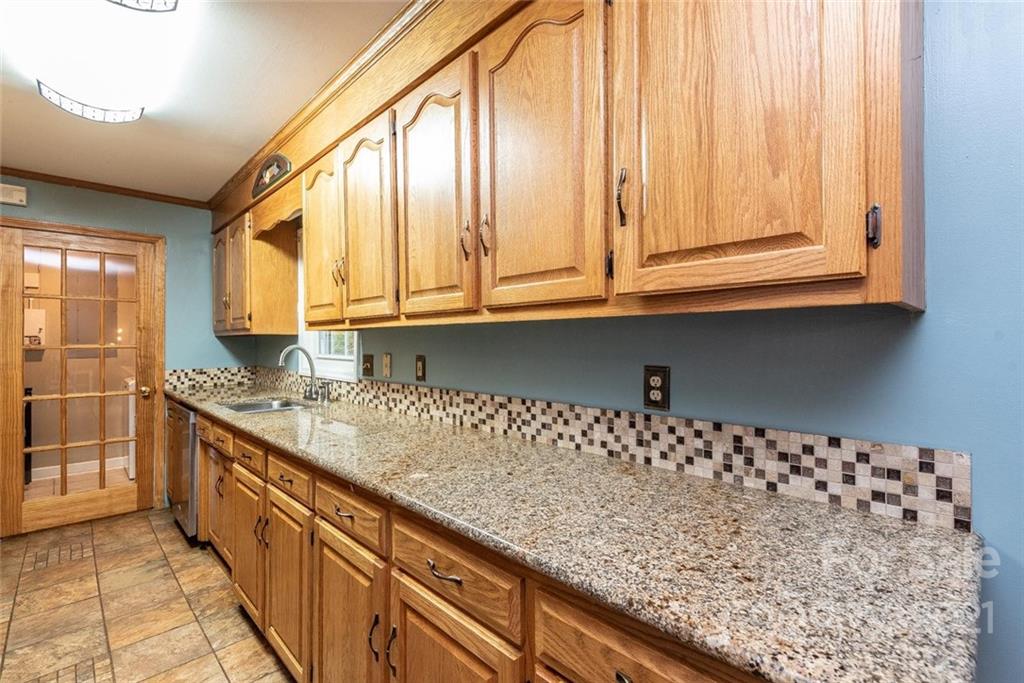 2440 Laboratory Road Lincolnton, NC 28092 - Photo 14 of 30 Gallery Image 14