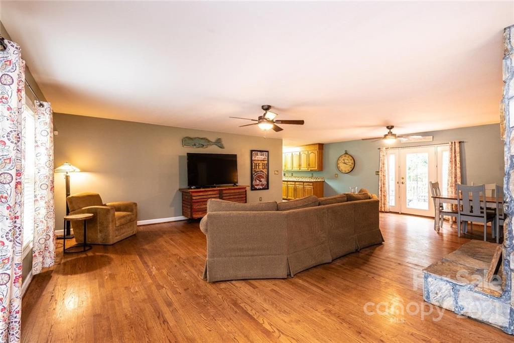 2440 Laboratory Road Lincolnton, NC 28092 - Photo 7 of 30 Gallery Image 7