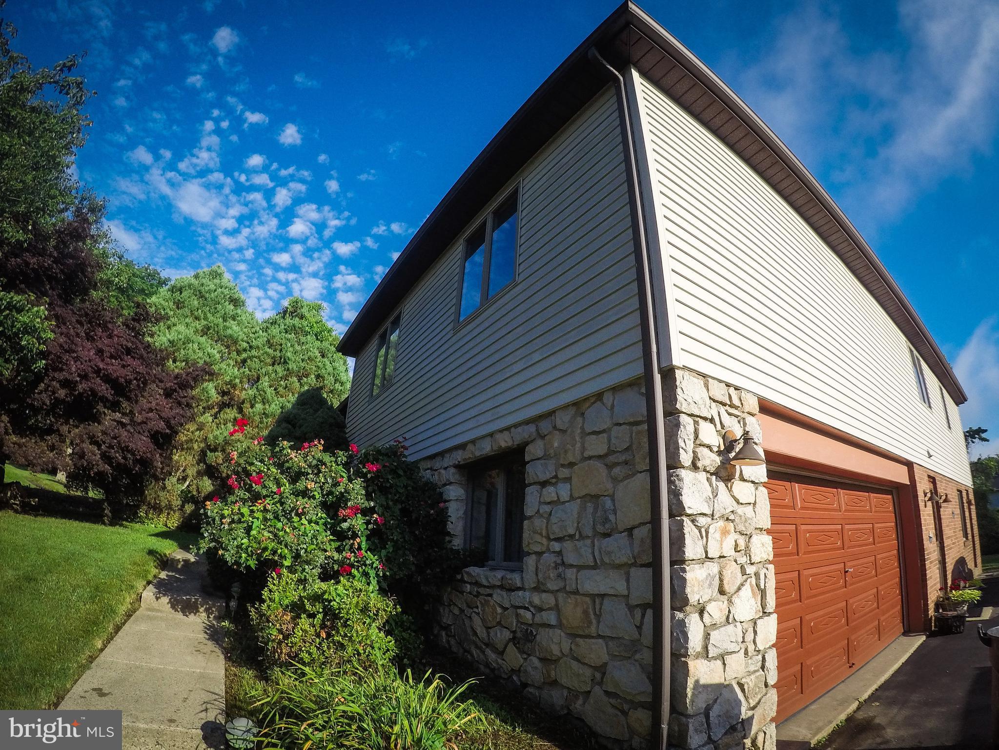 619 Davis Road Cheltenham, PA 19012 - Photo 8 of 45