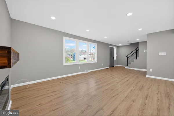 $638,500 | 299 Kent Road, Warminster, PA 18974