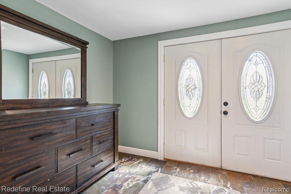 13266 Capernall Road Carleton, MI 48117 - Photo 6 of 48