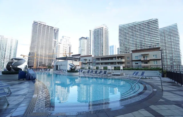 $4,600 | 999 Southwest 1st Avenue, Unit 1612, Miami, FL 33130