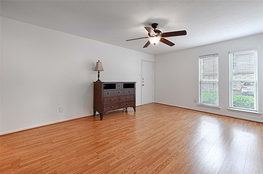 5808 Sandhurst Lane, Unit B Dallas, TX 75206 - Photo 14 of 23
