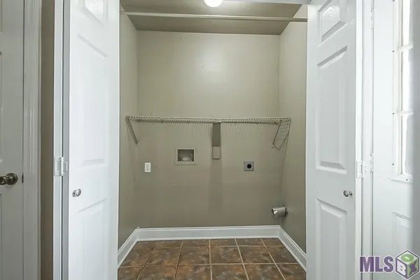 $150,000 | 13080 Burgess Avenue, Unit 8, Walker, LA 70785