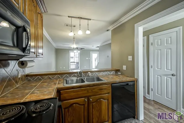 $150,000 | 13080 Burgess Avenue, Unit 8, Walker, LA 70785